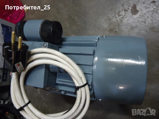 Монофазен ел.мотор 1,1KW - 2900 об/м., снимка 5 - Електродвигатели - 47818408