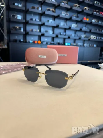 очила с калъф miu miu, снимка 3 - Слънчеви и диоптрични очила - 50405358