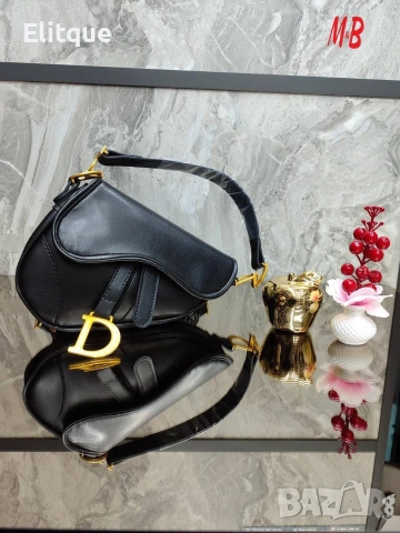 чанти Christian Dior , снимка 4 - Чанти - 53359865