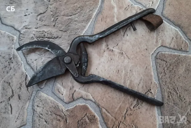 Стари керпеден, овчарска и овощарска ножица, клещи и други стари инструменти, снимка 4 - Клещи - 48847912