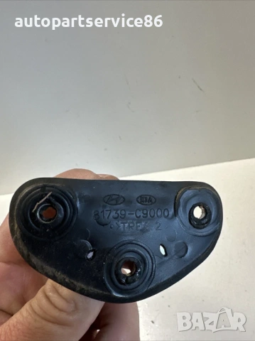 Буфер за заден капак на багажника за KIA Sportage 1.6 CRDi хибрид (2020) 81739-C9000, снимка 2 - Части - 53429742