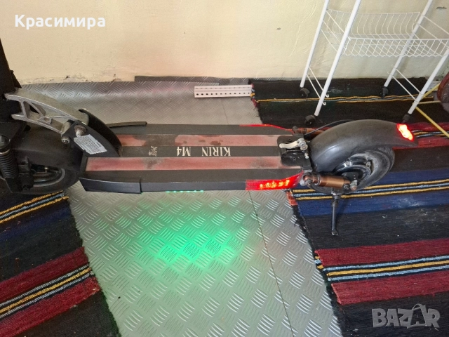 Електрическа тротинетка Kugoo Kirin M4, снимка 9 - Велосипеди - 52106703