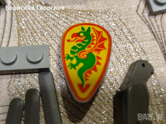 Лего 6076 Lego dragon knights dark dragons den 1993 г, снимка 12 - Конструктори - 53437811