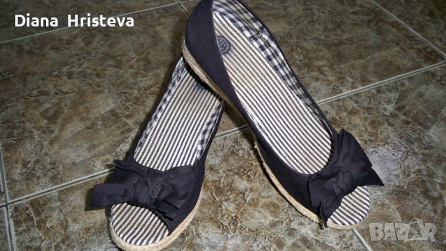 Дамски обувки , снимка 1 - Дамски ежедневни обувки - 36625845