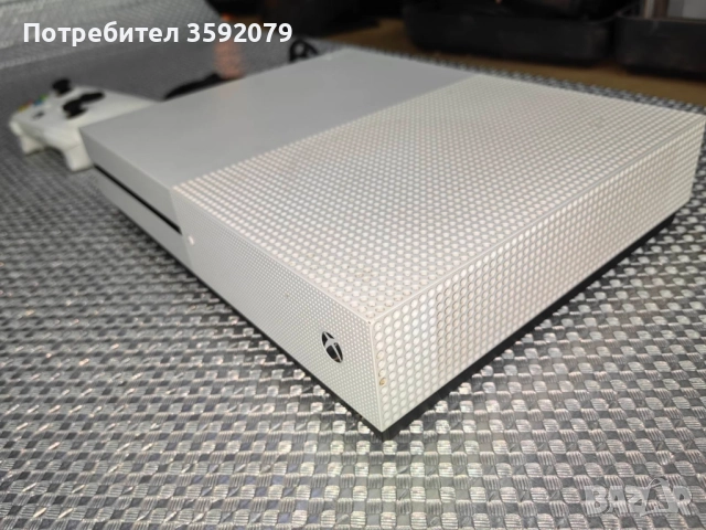 Xbox One S 1TB, снимка 11 - Xbox конзоли - 51827709