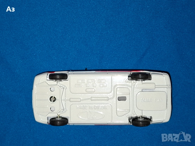 Руски метален модел на кола Лада ВАЗ 2110 Лукойл в мащаб 1:43 Made in Russia, снимка 11 - Колекции - 51955169