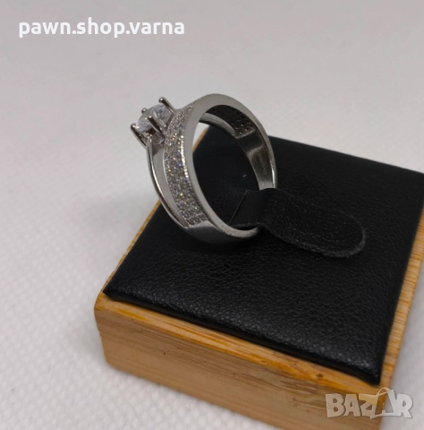 Сребърен пръстен с фианити – проба 925, нов, размер 17, снимка 4 - Пръстени - 50547564