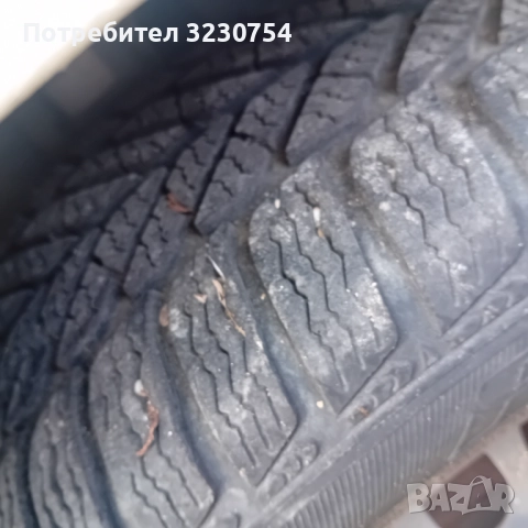 4 броя зимни гуми , снимка 2 - Гуми и джанти - 52457607