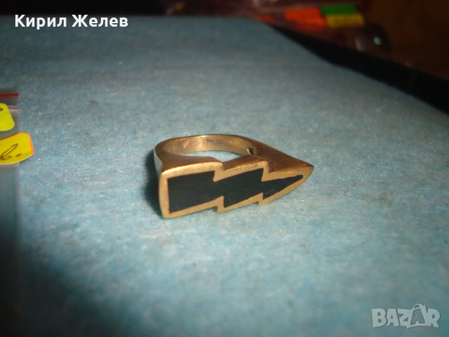 СТАР БРОНЗОВ ПРЪСТЕН - МЪЛНИЯ инкрустиран с ЧЕРЕН ОНИКС РЪЧНА МАЙСТОРСКА РЯДКА ИЗРАБОТКА УНИКАТ 7318, снимка 17 - Антикварни и старинни предмети - 34839583