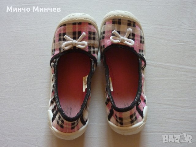 Продавам детски гуменки