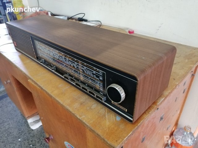 Ретро радиоприемник GRUNDIG RF511, снимка 2 - Радиокасетофони, транзистори - 44024661