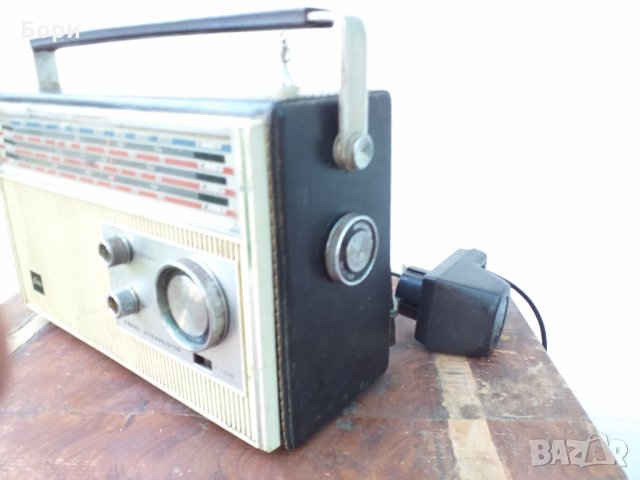 TOSHIBA 9L-780R  Радио 1976г, снимка 6 - Радиокасетофони, транзистори - 28911184