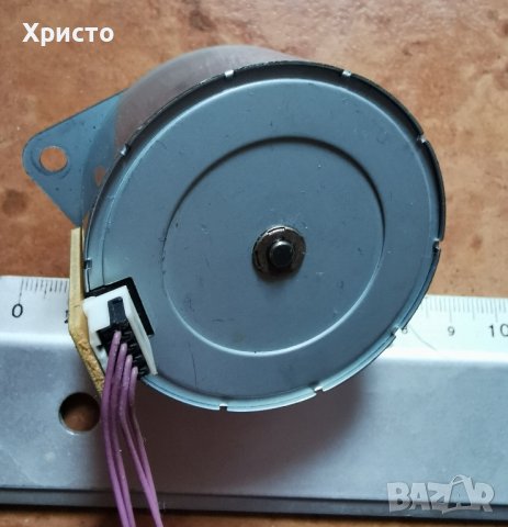 стъпков електромотор, снимка 1