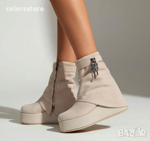 Боти на платформа - бежов велур - DHG55 