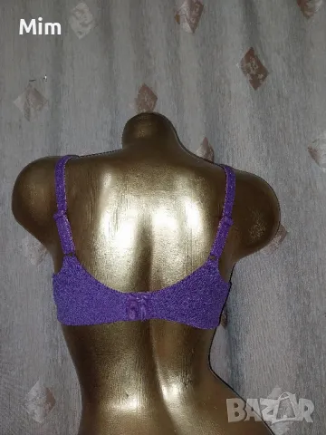 Triumph 85 B Лилав дантелен сутиен , снимка 4 - Бельо - 48973027