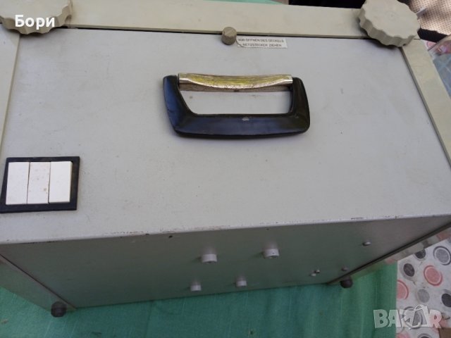 KINDERMANN Проектор преносим, снимка 4 - Плейъри, домашно кино, прожектори - 38517335