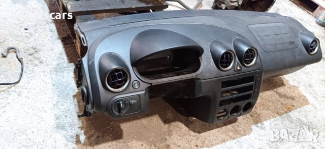 Арматурно табло за Ford Fiesta V 2005г- 230лв, снимка 2 - Части - 38345299