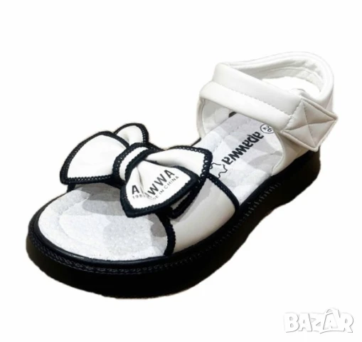 Детски сандали Apawwa 33 размер+подарък черни цвички нови, снимка 2 - Детски сандали и чехли - 50671526