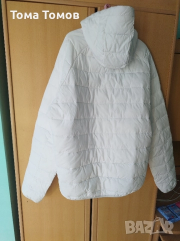 Продавам мъжко бяло яке, снимка 2 - Якета - 52424750