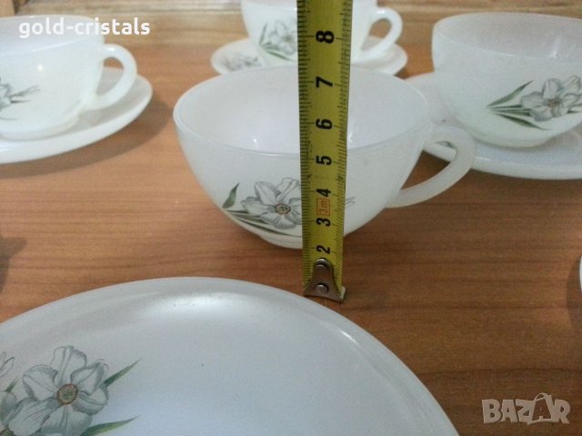 Френски аркопал чаши за кафе, снимка 5 - Антикварни и старинни предмети - 34949349