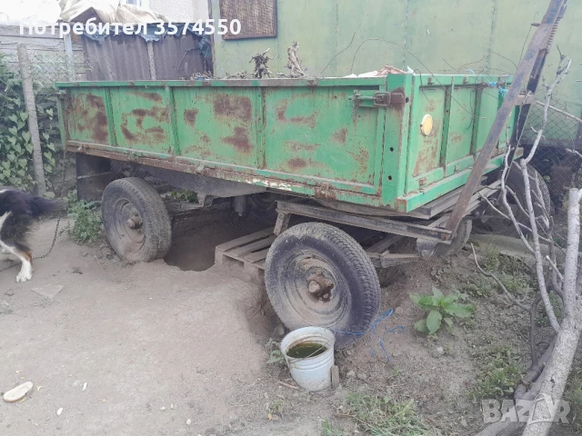 Продава се ремарке