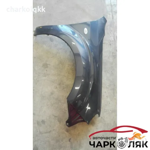 Калник десен Субару Форестър (сив), снимка 2 - Части - 47865146