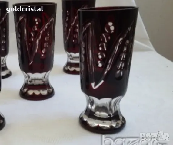 Кристални чаши и гарафа червен цветен кристал , снимка 4 - Антикварни и старинни предмети - 17470314