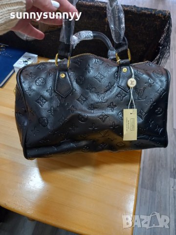 Louis Vuitton черна чанта 2, снимка 2 - Чанти - 34900206