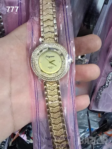 дамски часовник , снимка 2 - Дамски - 48463174