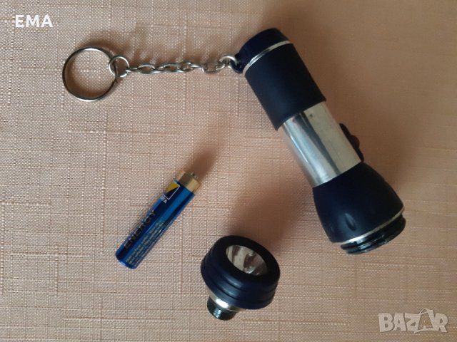 Фирмени ТЕФТЕРИ 2005г-2011г/Рекламни химикалки/фенерче-ключодържател VARTA, снимка 2 - Колекции - 32985196