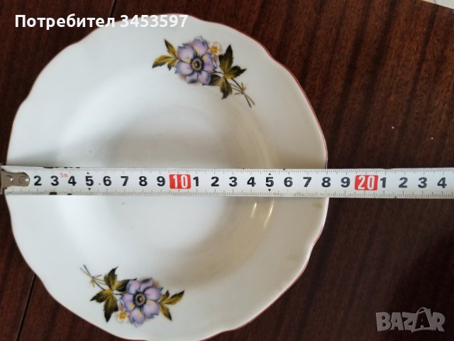 17 броя български чинии порцеланови, "IZIDA" , снимка 7 - Чинии - 37662469