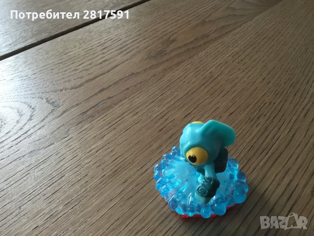 Скайландър Skylanders Trap Team Figure - Gill Runt - Water Element, снимка 2 - Колекции - 43227600