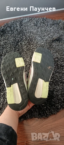 Adidas туристически маратонки размер 35 в розови Дамски Детски , снимка 6 - Маратонки - 53454519