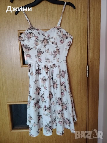 Флорална рокля, снимка 3 - Рокли - 50695934
