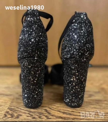 Дамски обувки