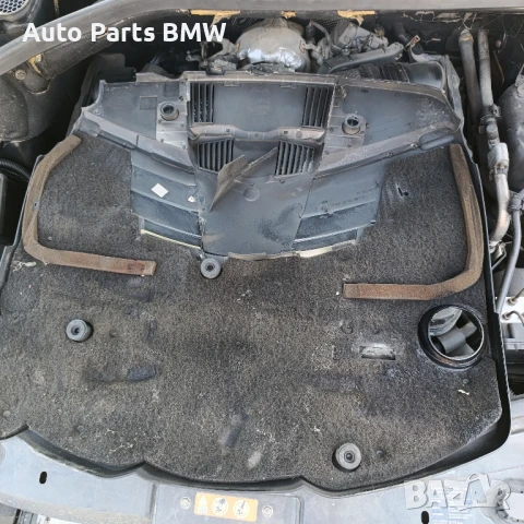 Кора двигател Mercedes V6 Капак двигател Мерцедес V6 , снимка 2 - Части - 50739995