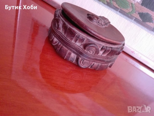 Ретро кутийка от естествена кожа. , снимка 3 - Антикварни и старинни предмети - 36684058
