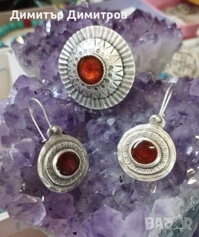 Дамски комплект обеци и пръстен със смола в цвят карнеол. Идея за подарък за жена., снимка 2 - Бижутерийни комплекти - 47605194
