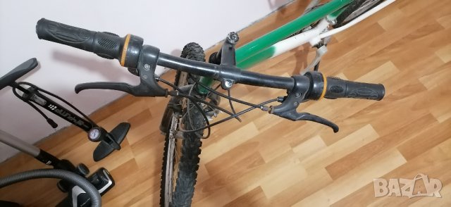 Запазен Велосипед Cross 18 скорости, снимка 4 - Велосипеди - 33020732
