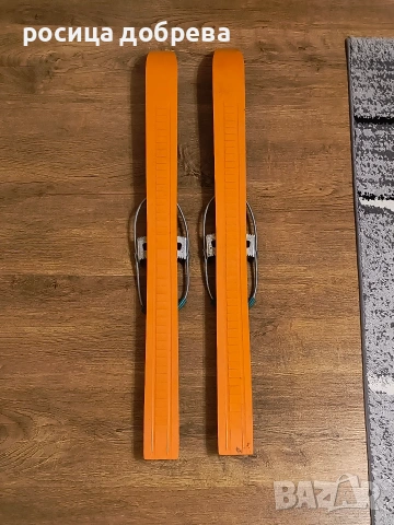 Детски ретро ски, произведени в Германия- 30 евро Дължина - 87 см Бургас, изпращам с куриер Спиди
