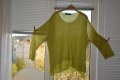 Пролетно-есенна плетена блуза с електриково зелено, с подплата от тюл