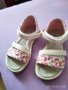  Обувки  и сандали за момиче пантофи, снимка 1 - Детски сандали и чехли - 24800620