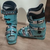 Ски обувки LANGE , снимка 1 - Зимни спортове - 43532975