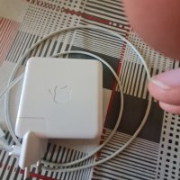 apple 87w usb-c power adapter 20,2v 4,3a, снимка 8 - Лаптоп аксесоари - 43554098