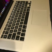 15" Core i7 MacBook Pro А1398 Mid-2015 (IG), снимка 4 - Лаптопи за дома - 35839221