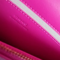 Pinko Дамска чанта от естествена кожа, снимка 4 - Чанти - 43416025