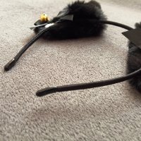 Дамска диадема с плюшени котешки-лисичи уши с панделка и звънче , снимка 4 - Аксесоари за коса - 43252019