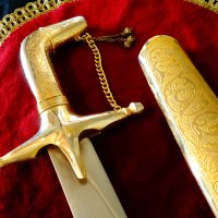 Персийска сабя с кания 2 кг.,дебела позлата,орнаменти. , снимка 3 - Антикварни и старинни предмети - 39913008