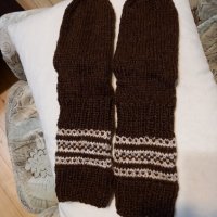 Ръчно плетени мъжки чорапи от вълна размер 43, снимка 2 - Мъжки чорапи - 39443928