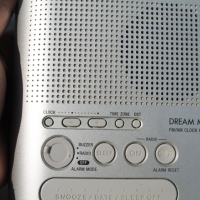 Радио "Sony" с аларма, снимка 3 - Радиокасетофони, транзистори - 44898502
